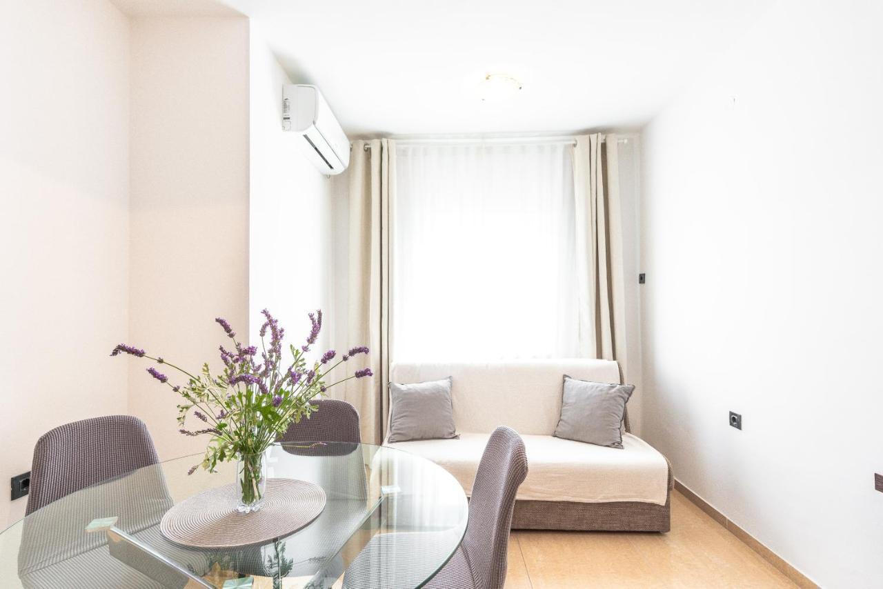 Apartments Lili Паг Екстериор снимка